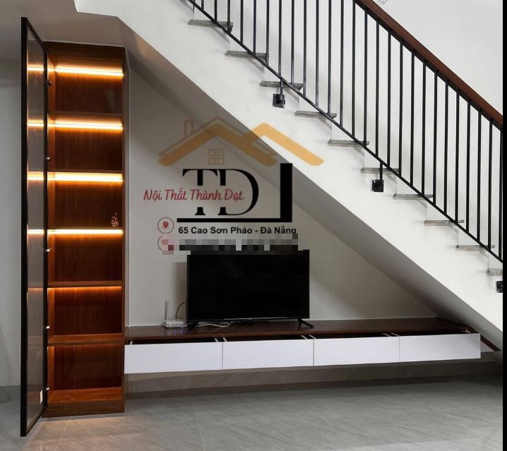 Thi công kệ tivi gầm cầu thang 