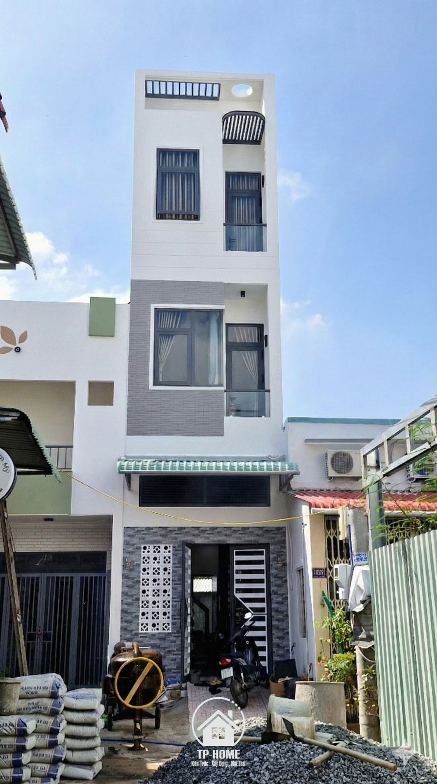 Hoàn thiện nhà 3 tầng 