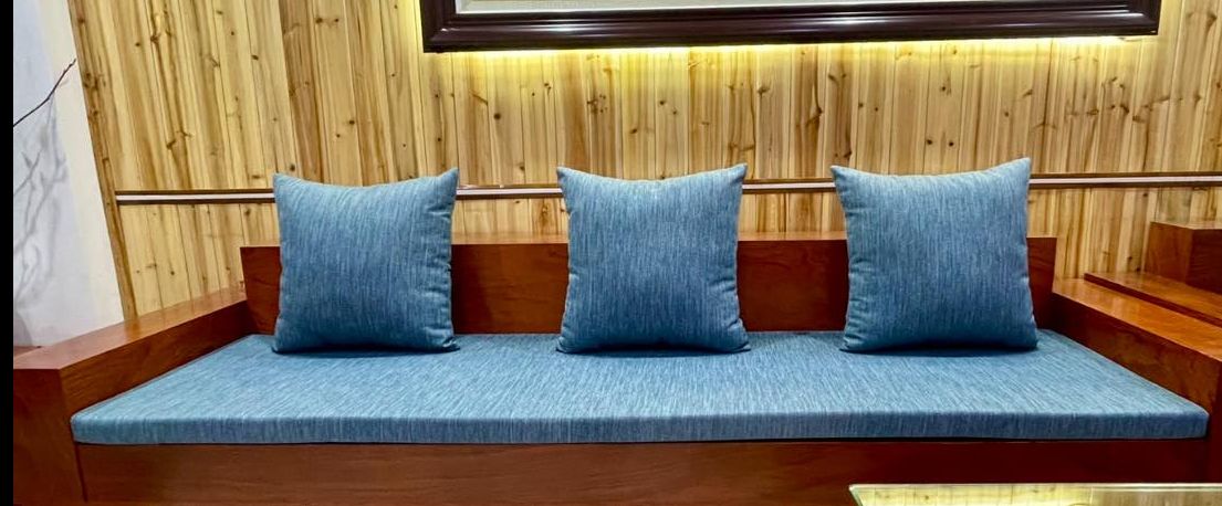 Đệm ngồi ghế gỗ may theo yêu cầu