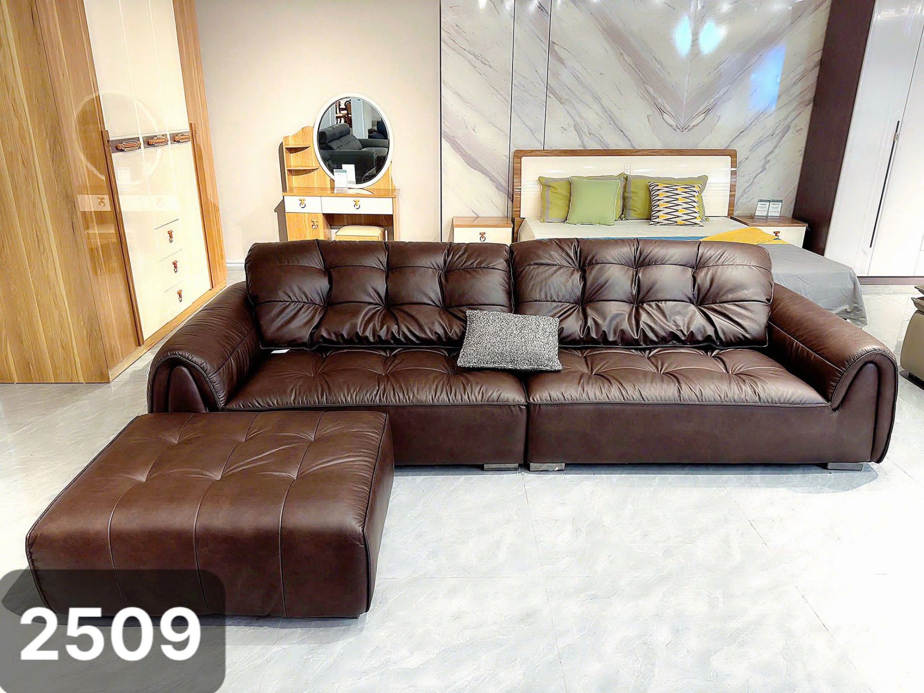 Sofa da hiện đại cho không gian phòng khách