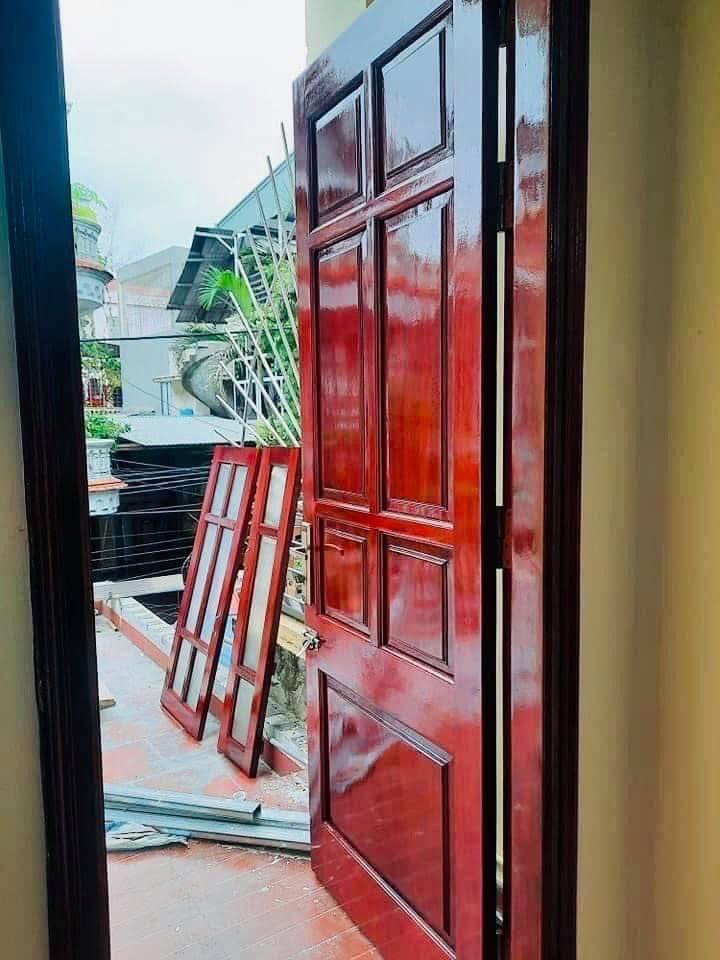 Sơn sửa cửa gỗ khung gỗ nội thất