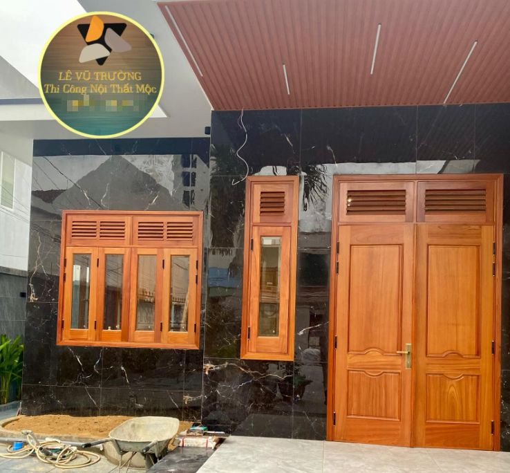 Hệ cửa gỗ tự nhiên  