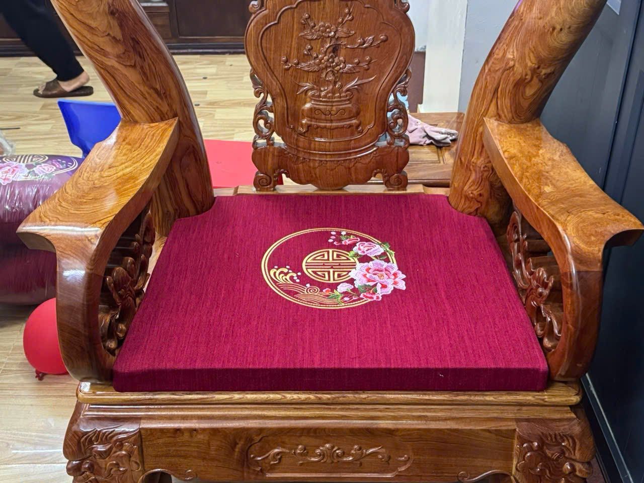 Đệm ghế gỗ đơn