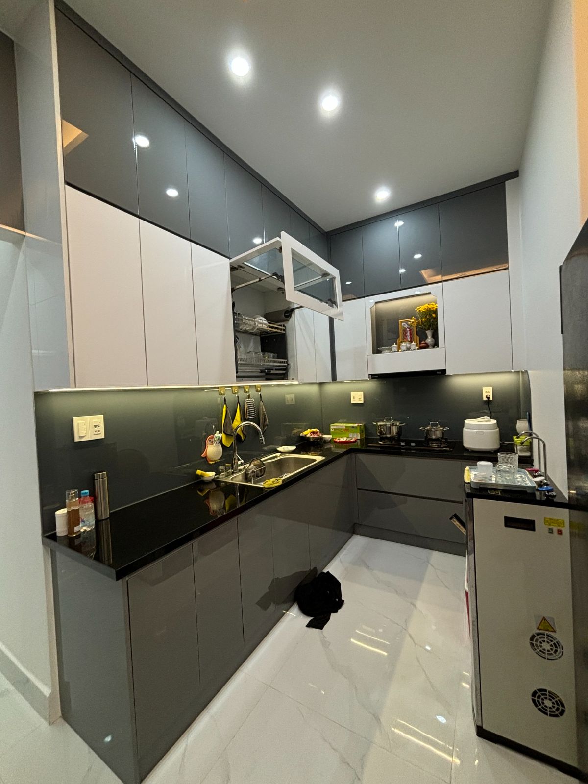 Thi công nội thất căn bếp hiện đại