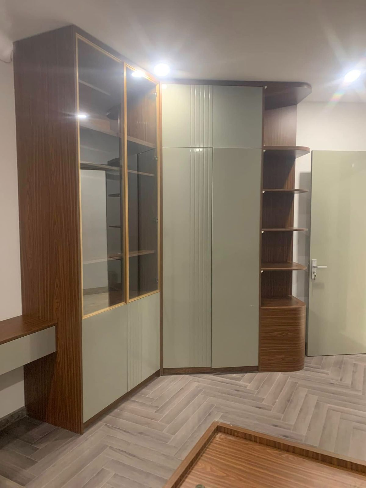 Tủ quần áo hiện đại 