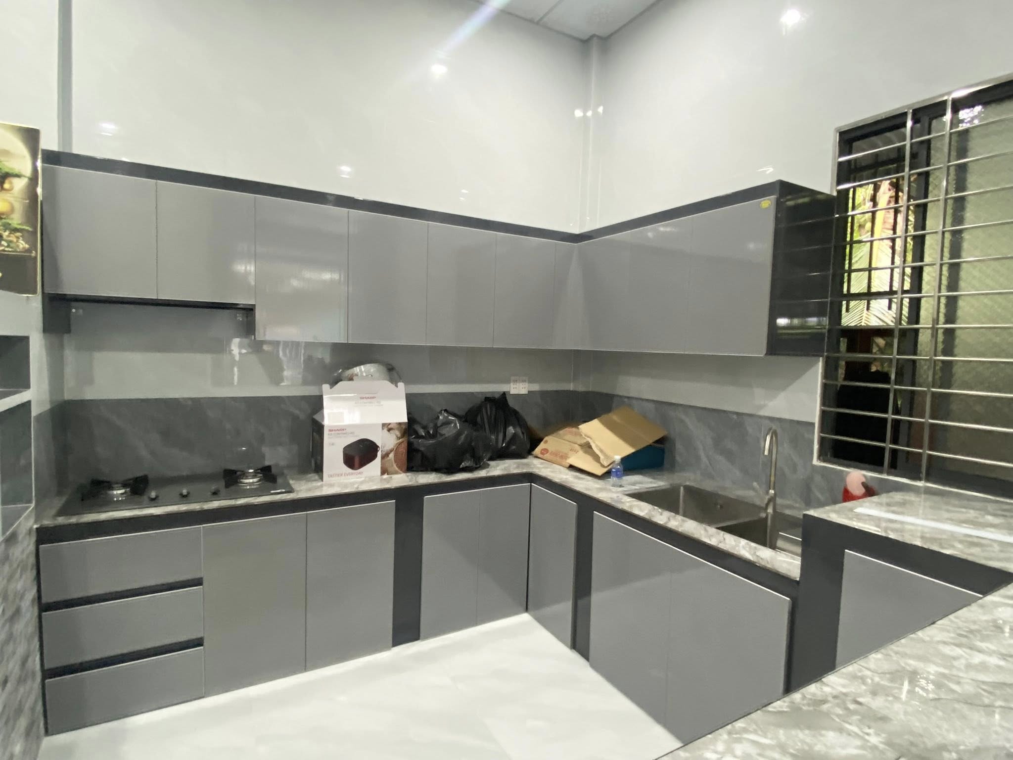 Tủ bếp nhựa chữ L 