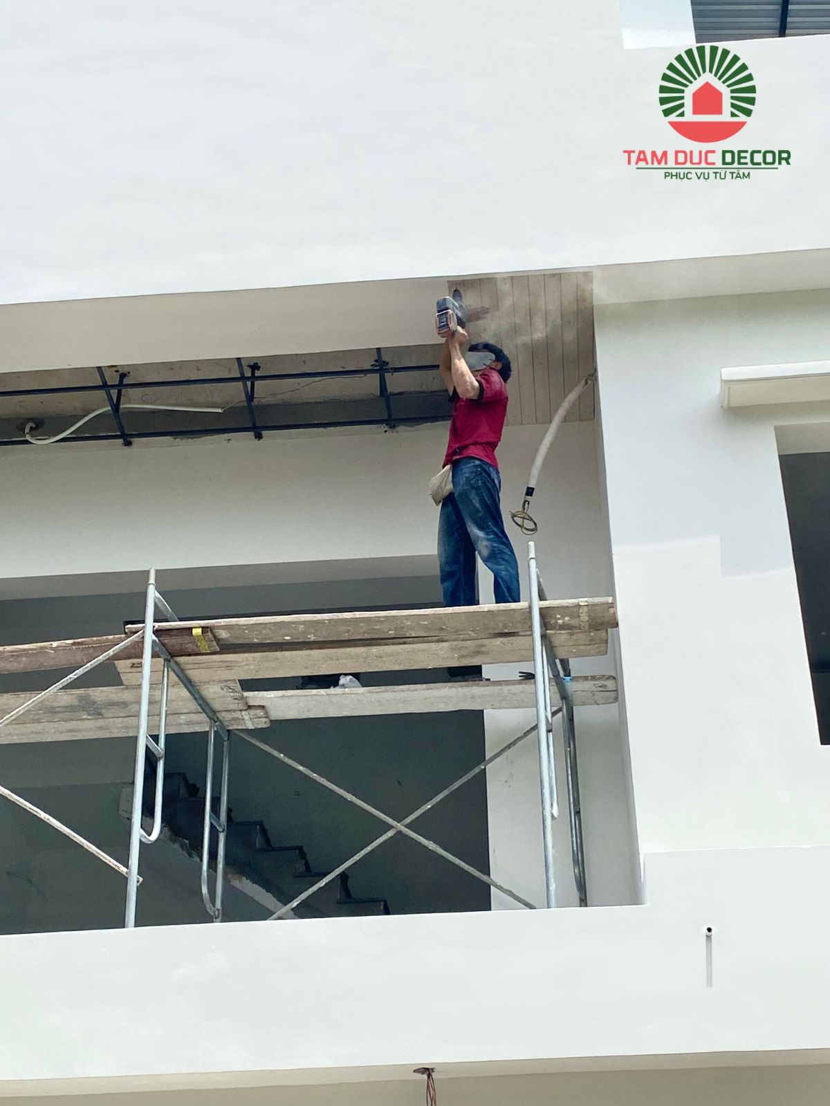 Ốp trần trang trí 