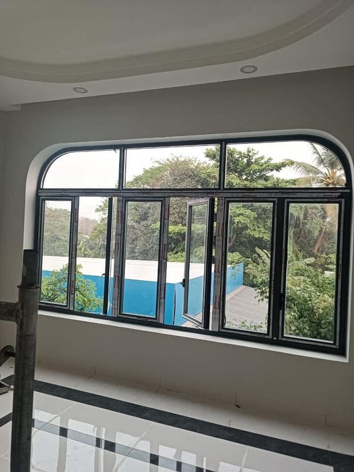 Hệ cửa sổ nhôm kính