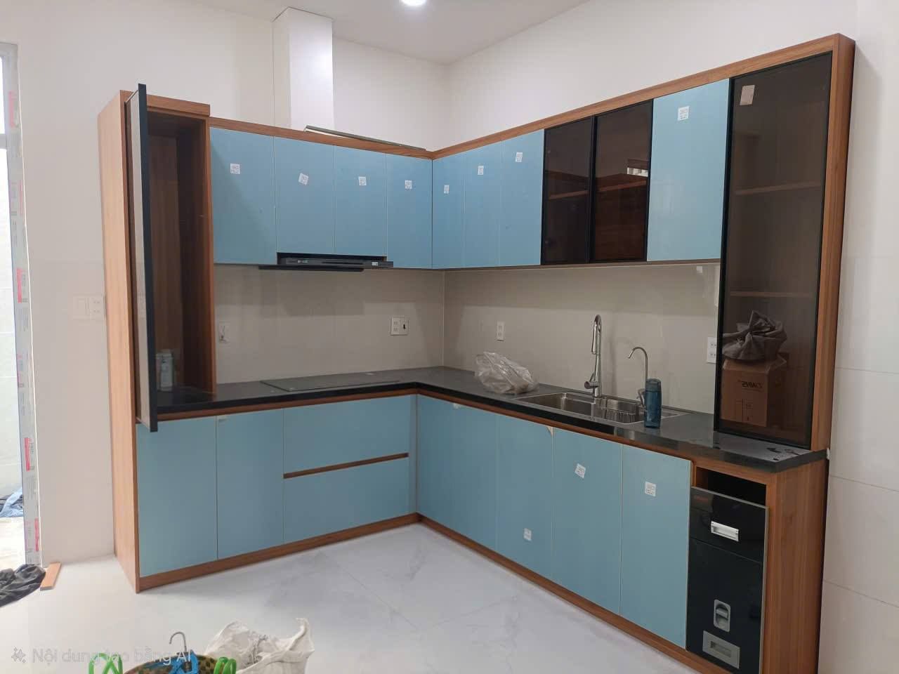 Tủ bếp chữ L 