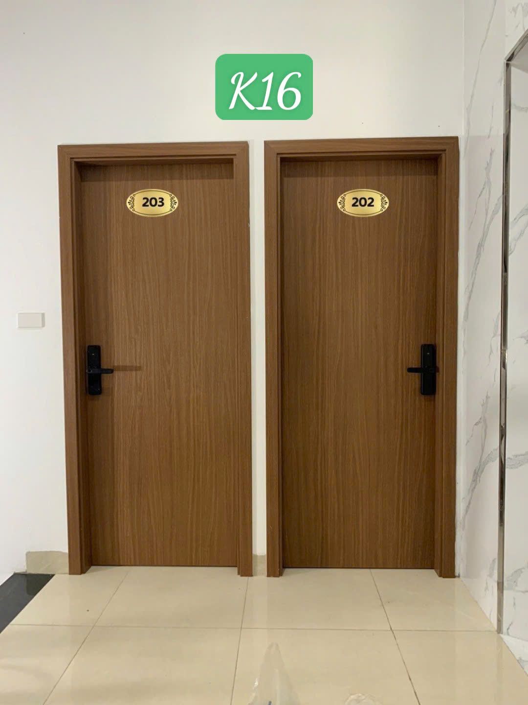 Cửa nhựa vân gỗ