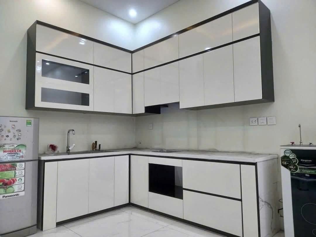 Tủ bếp chữ L