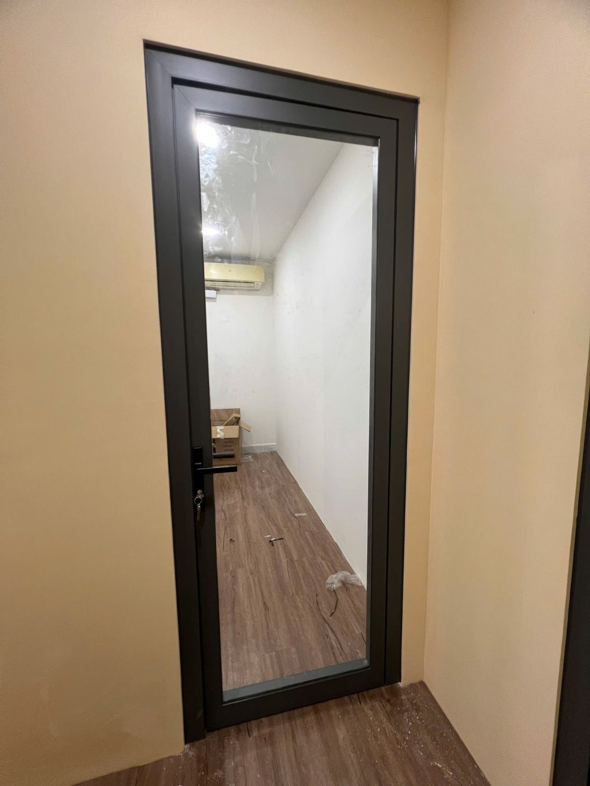 Cửa nhôm kính 1 cánh 