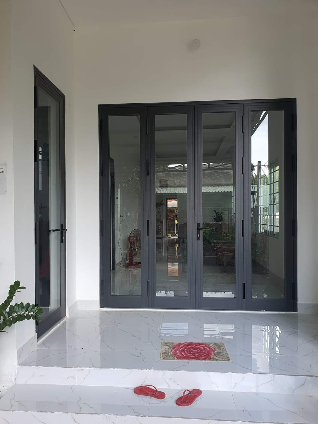 Cửa nhôm kính