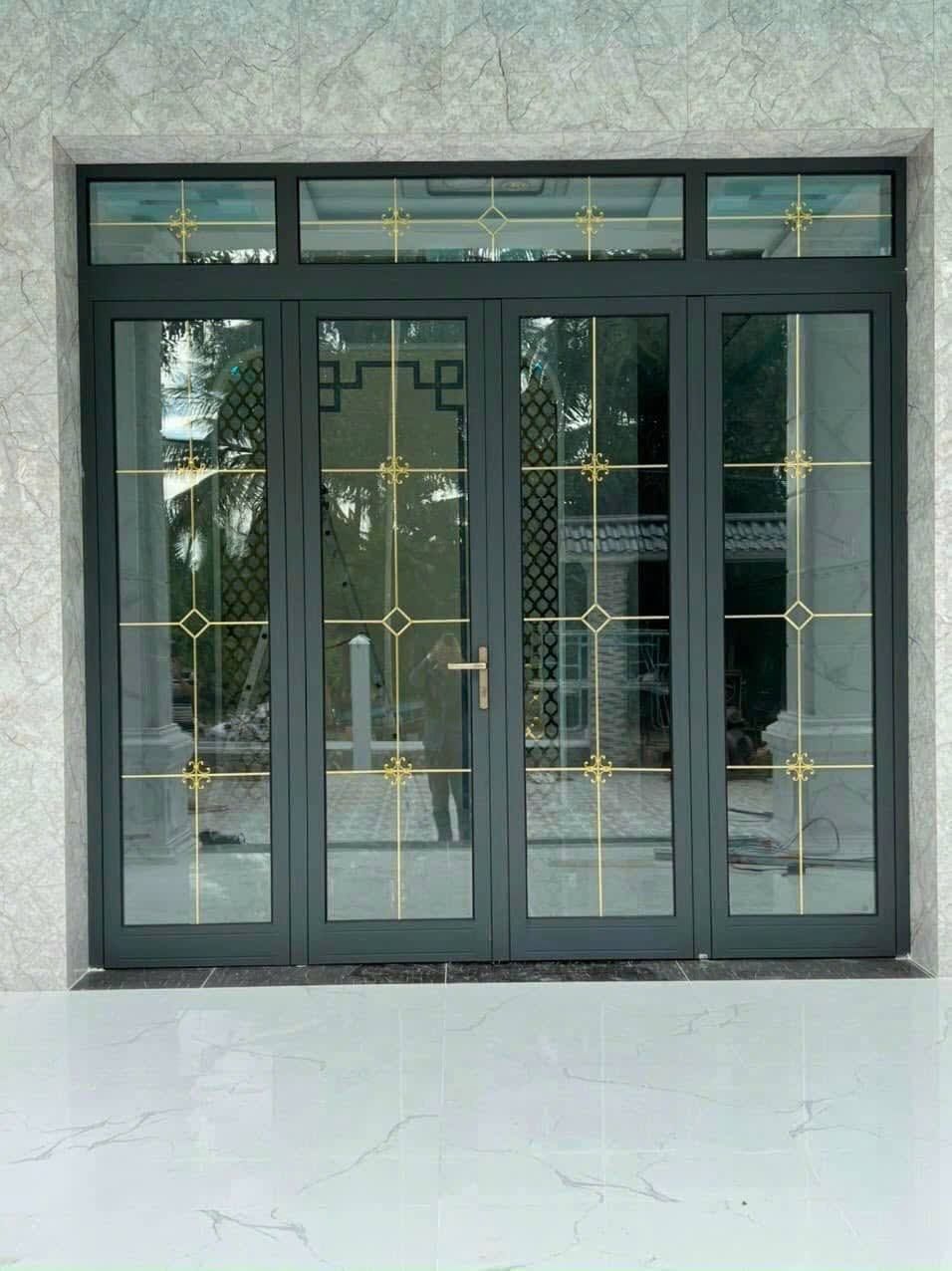 Cửa nhôm kính 4 cánh