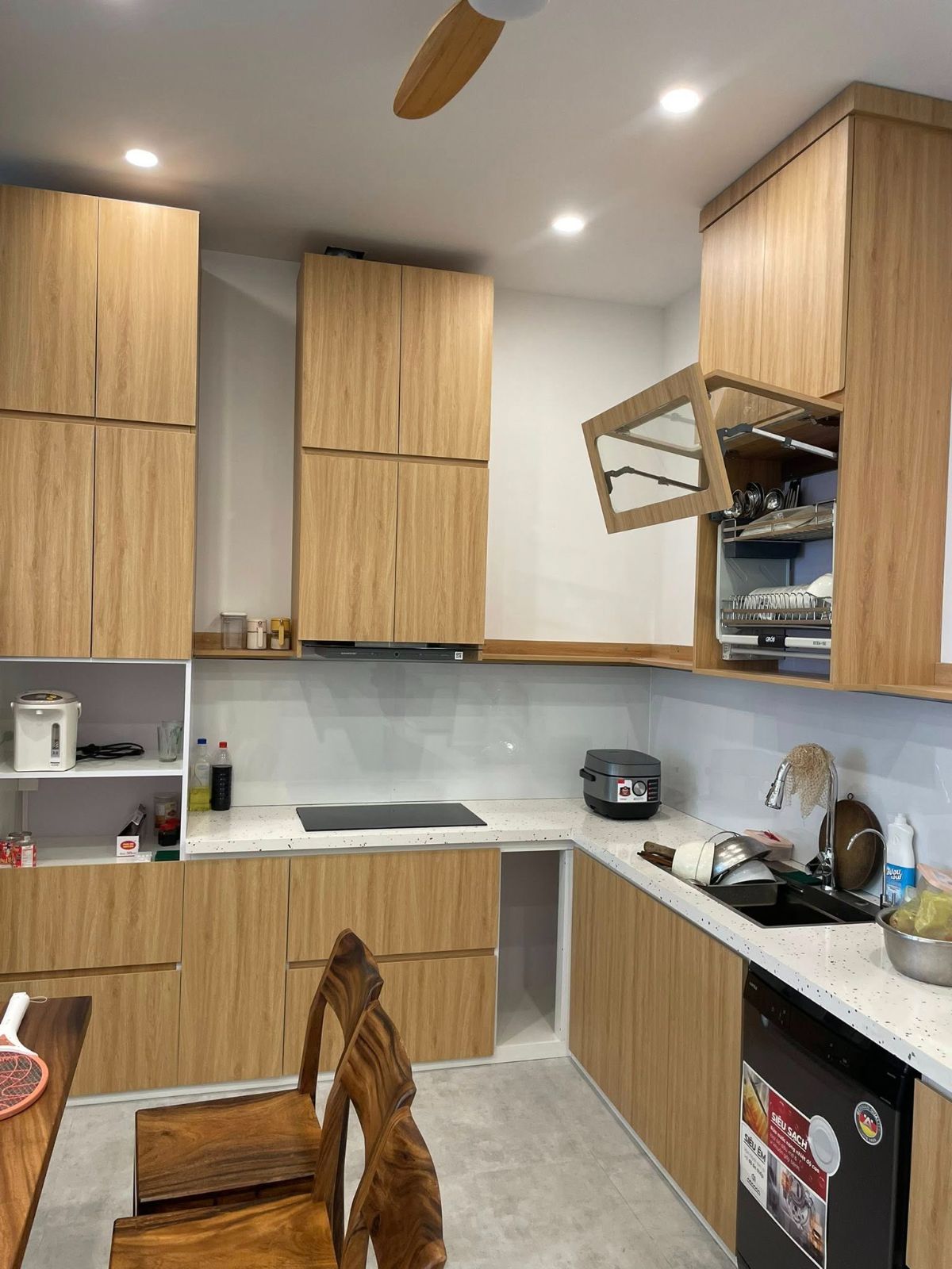 Thi công hoàn thiện tủ bếp 