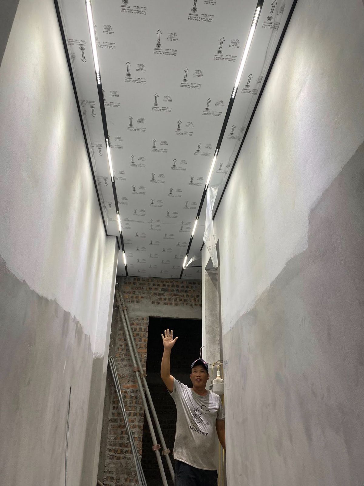 Thi công trần nhôm tổ ong