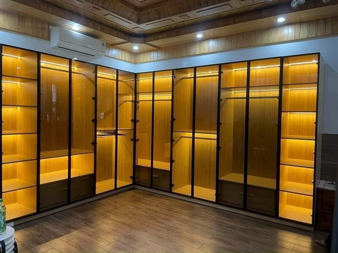 Tủ quần áo cánh kính
