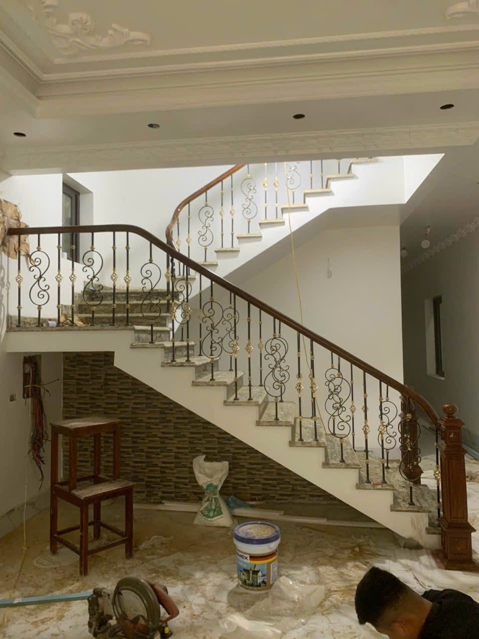 Lan can sắt mỹ thuật