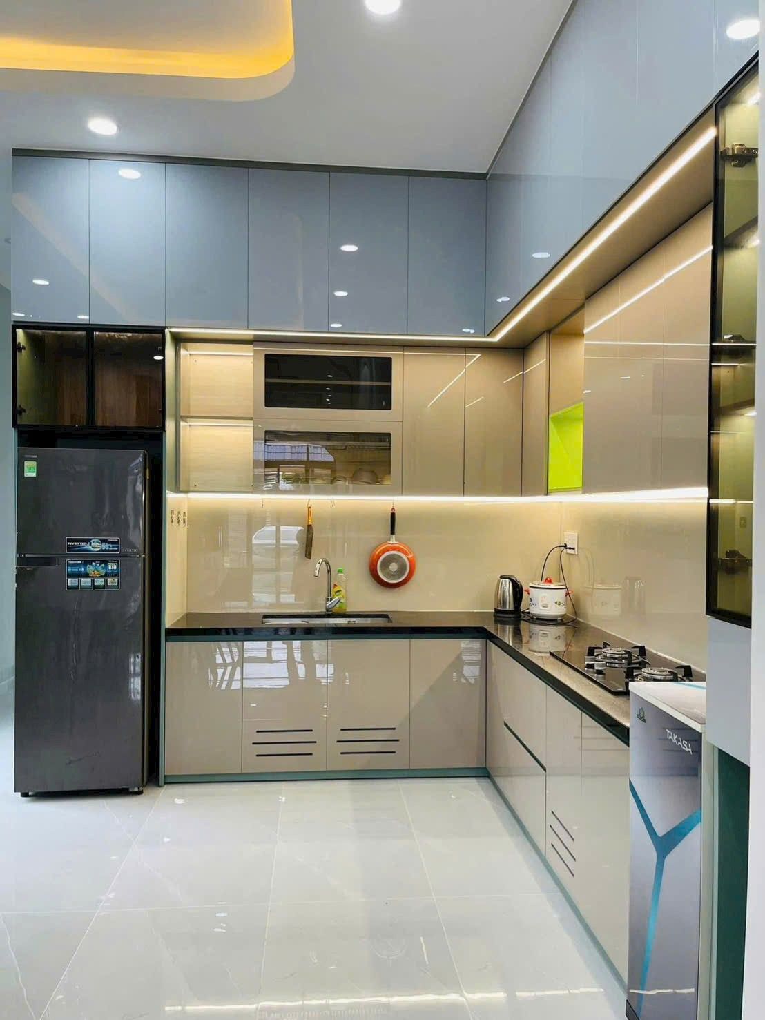 Tủ bếp chữ L 