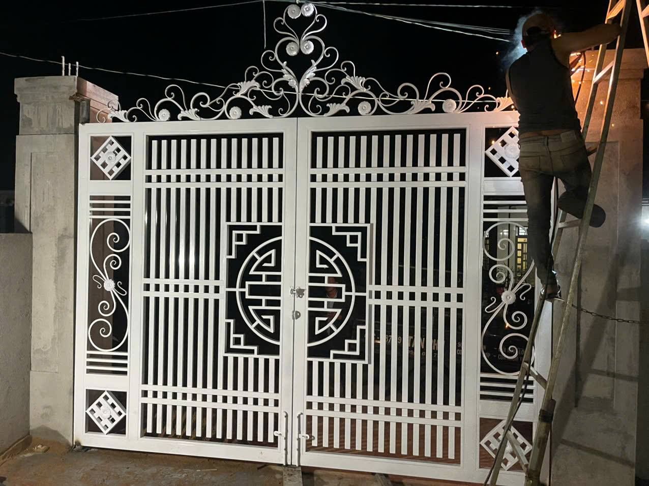 Cổng sắt nghệ thuật 