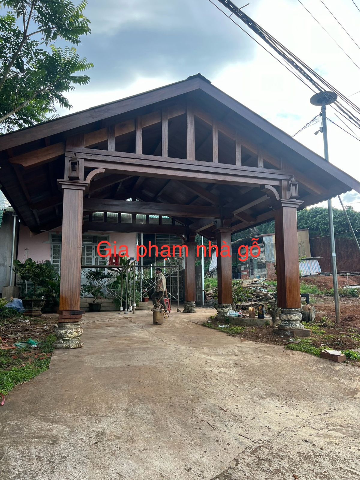 Thi công nhà gỗ 