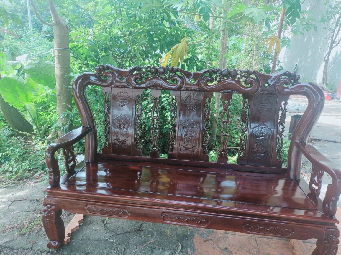 Làm mới ghế gỗ 
