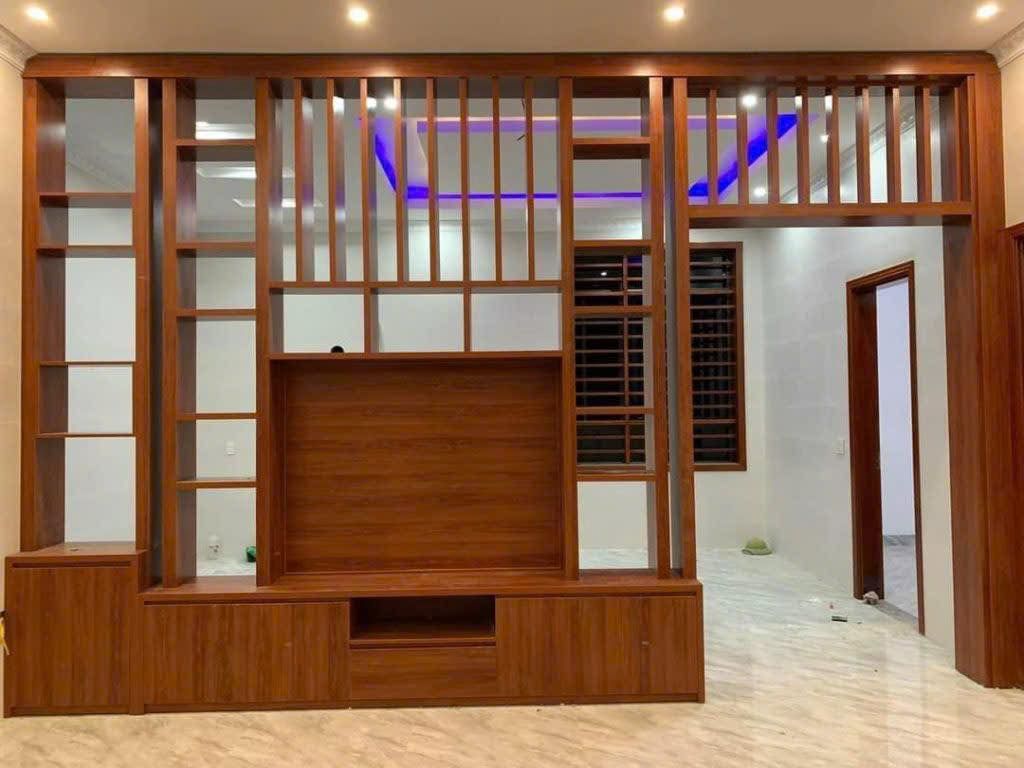 Vách ngăn kết hợp kệ tivi