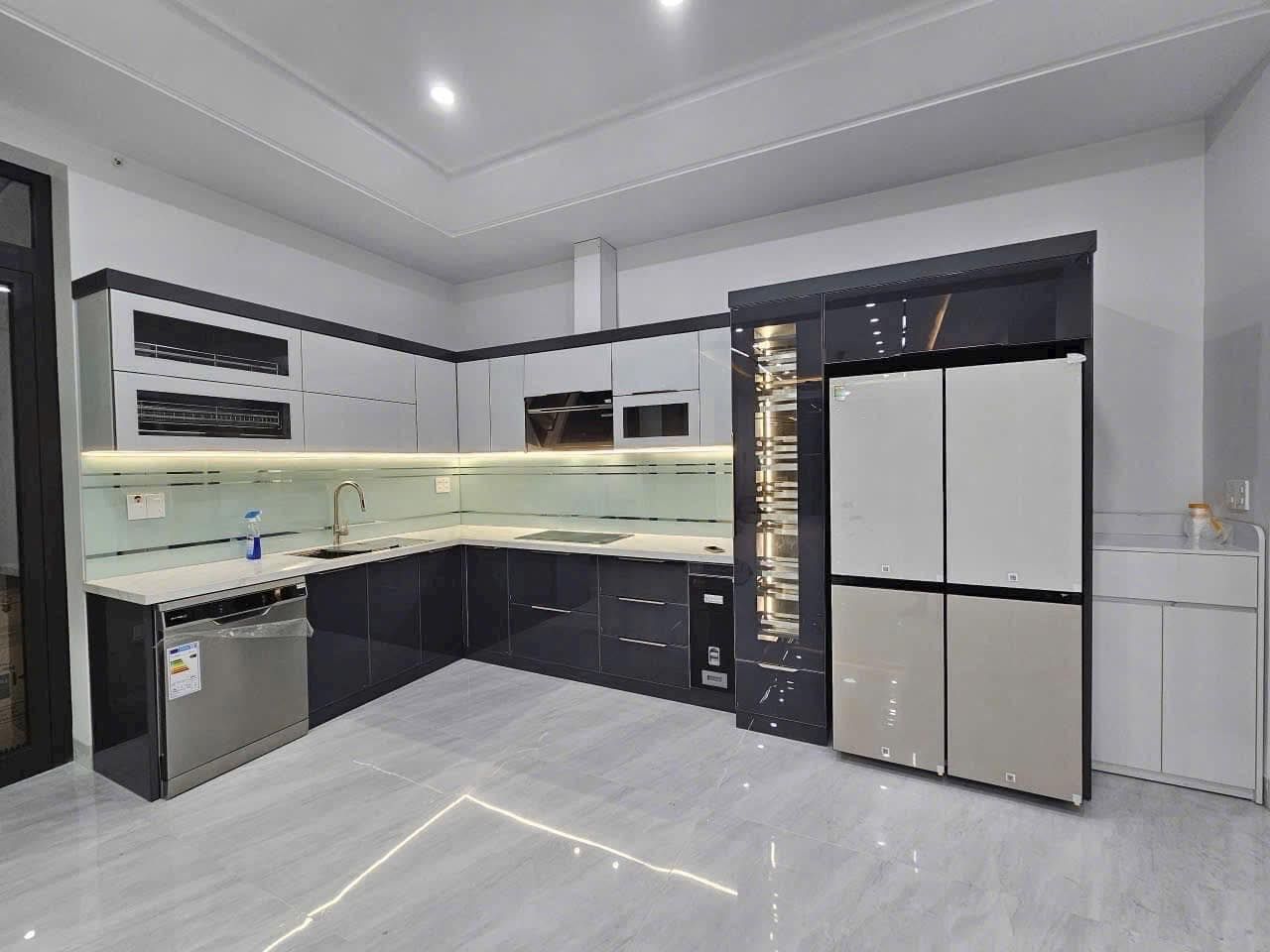 Tủ bếp chữ L hiện đại 