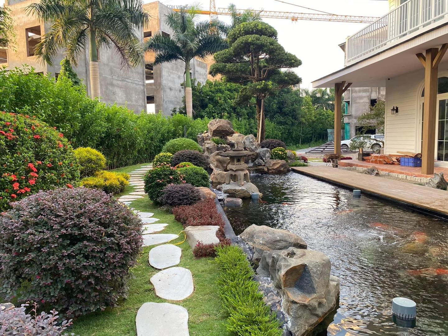 Thi công cảnh quan sân vườn 