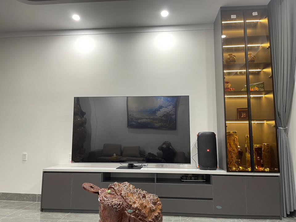 Thi công kệ tivi 