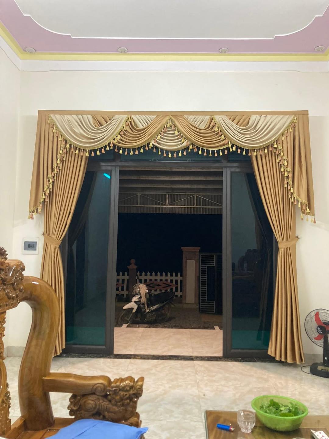 Rèm tân cổ điển