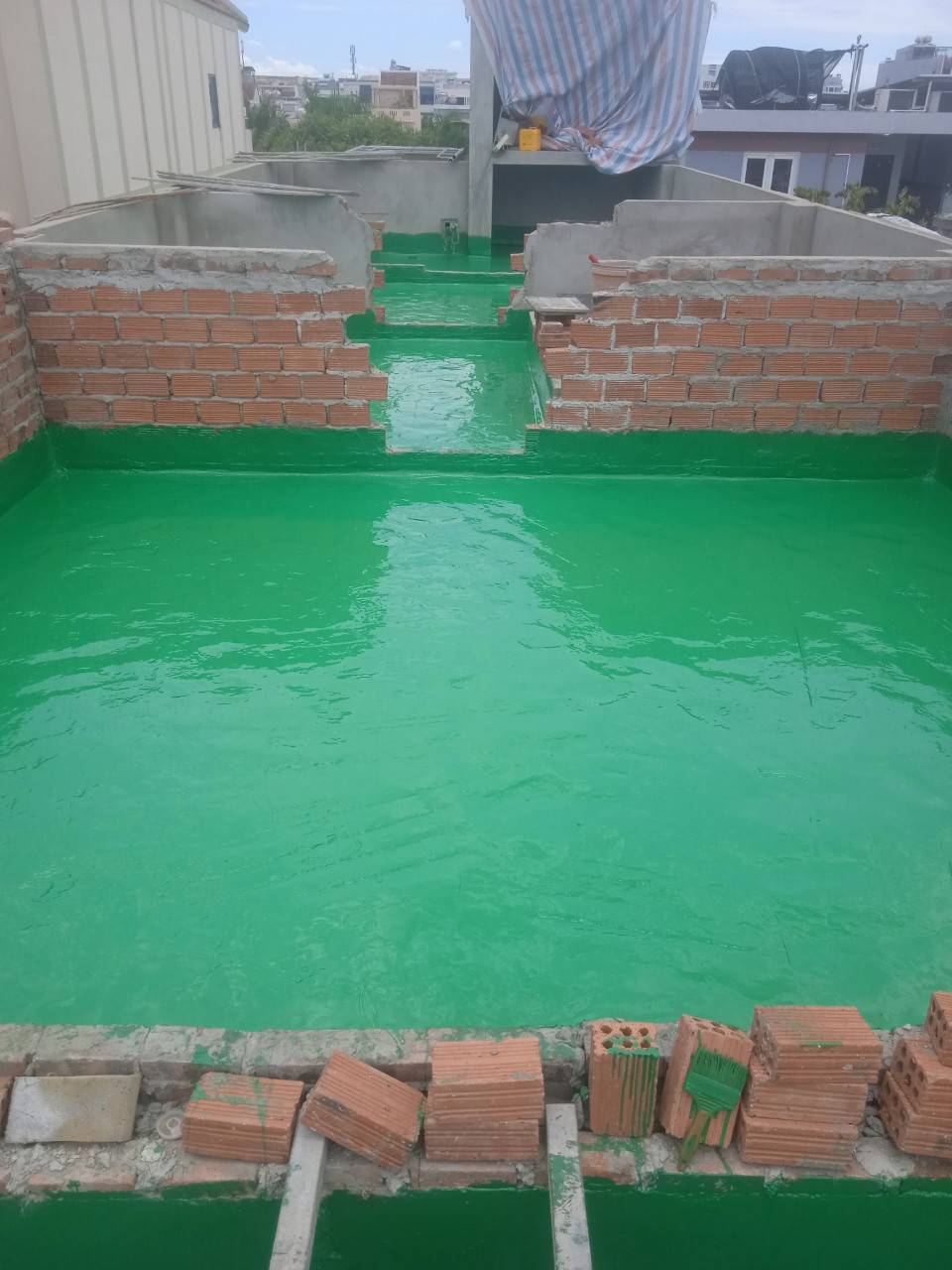 Chống thấm cho sàn mái