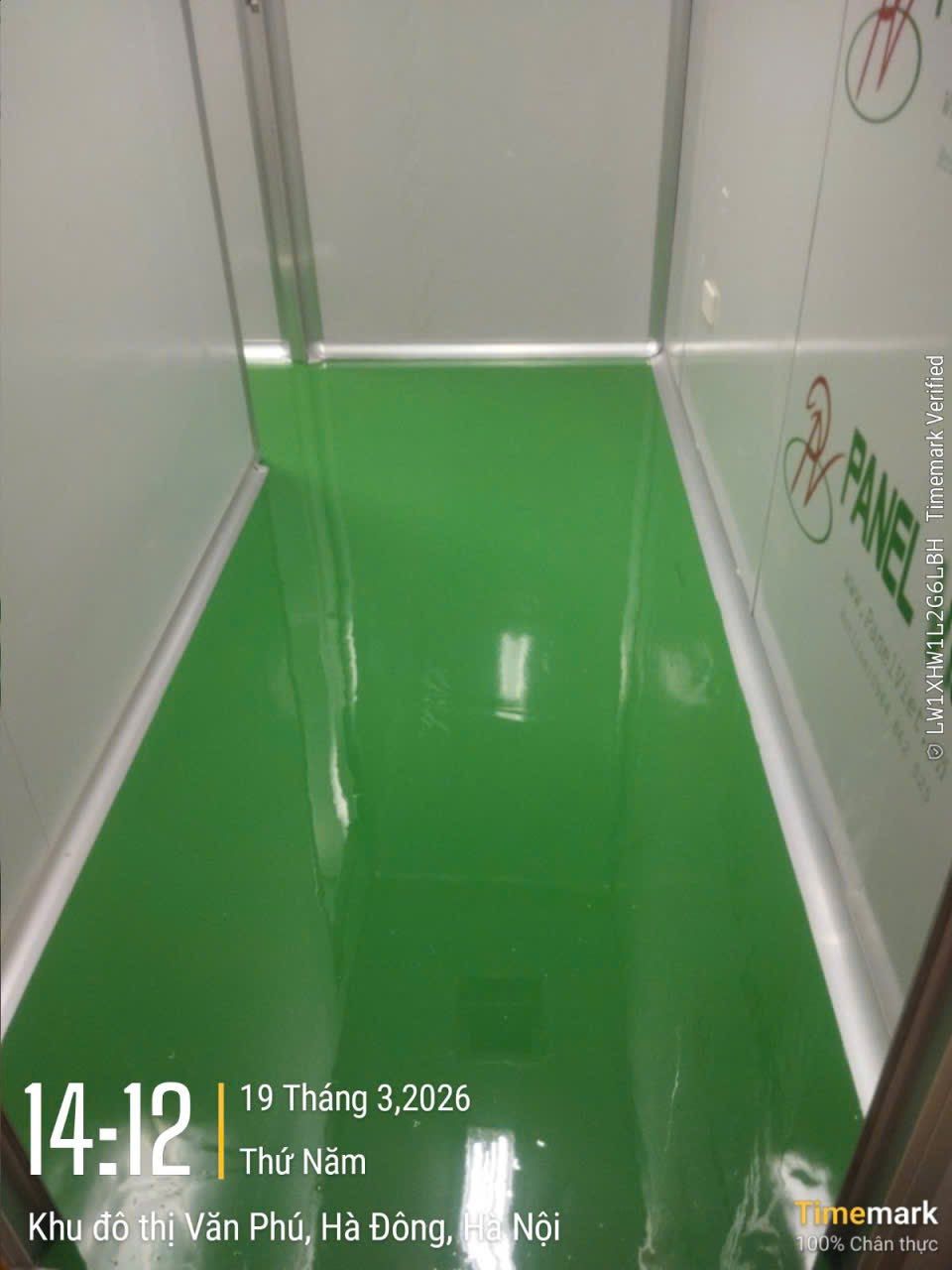 Thi công sàn epoxy 