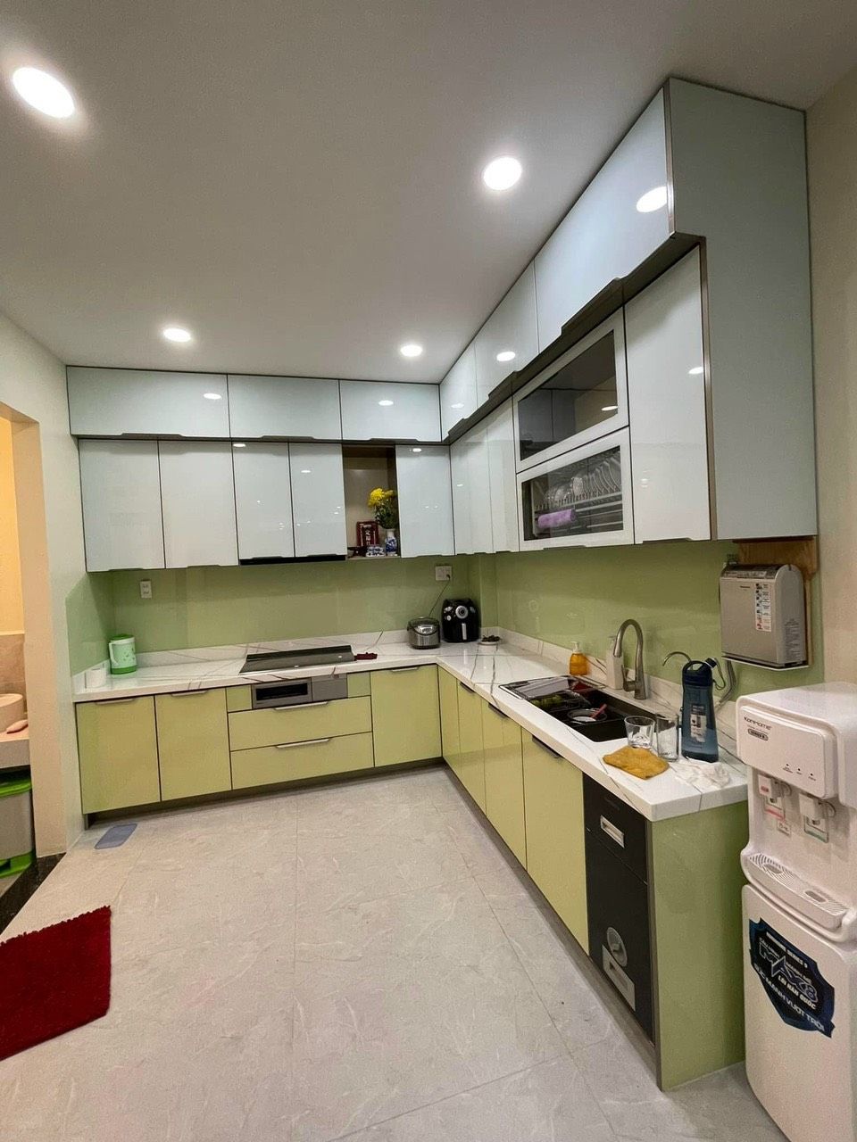 Tủ bếp nhôm chữ L 