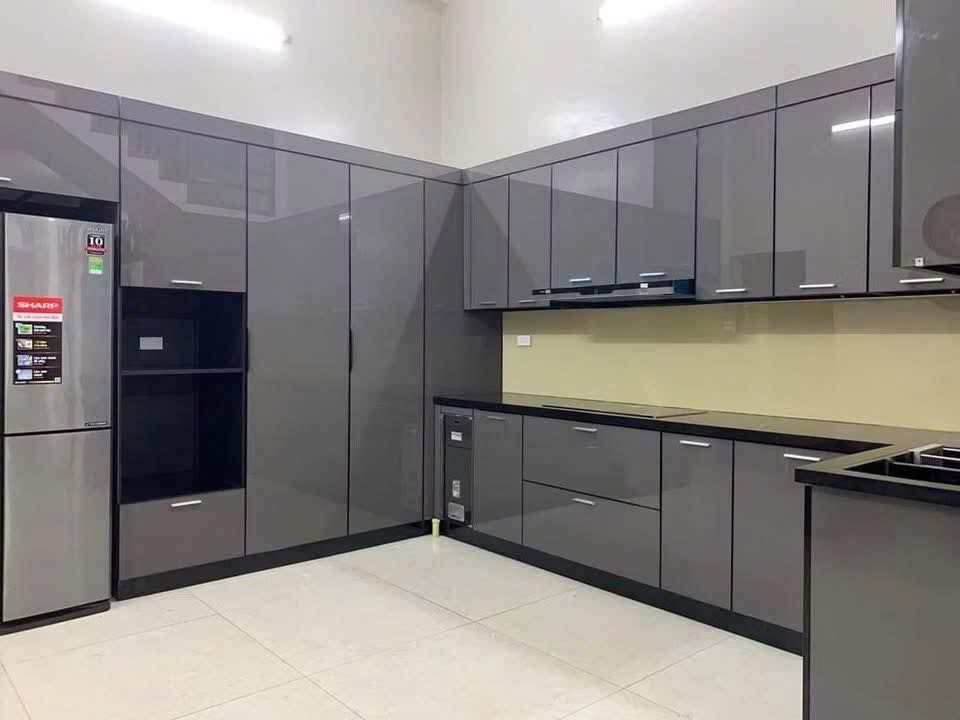 Thi công tủ bếp chữ L 