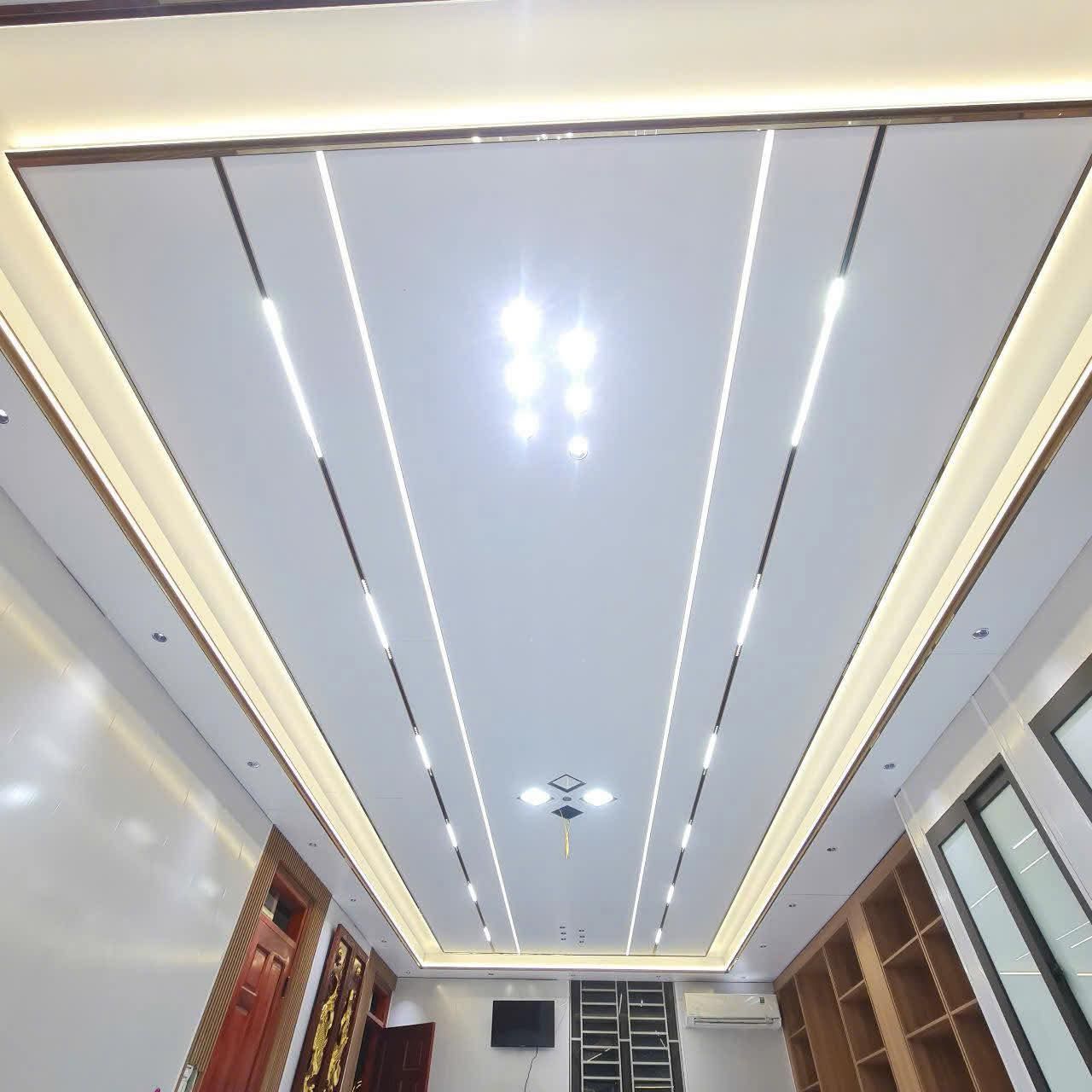 Trần nhôm hiện đại