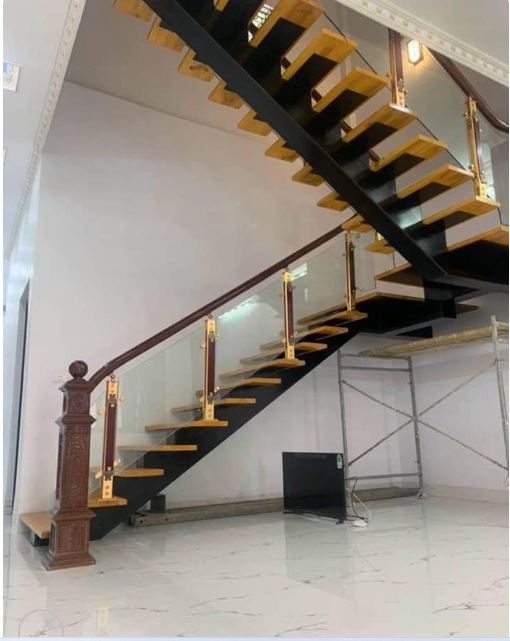 Cầu Thang Xương Cá 