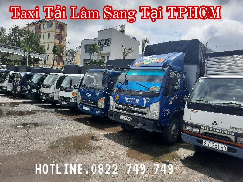Xe tải vận chuyển văn phòng