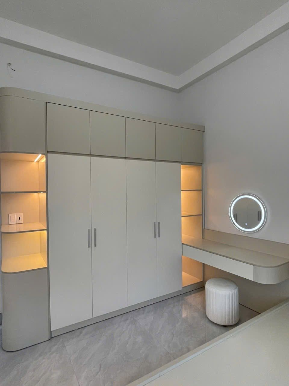 Tủ quần áo hiện đại