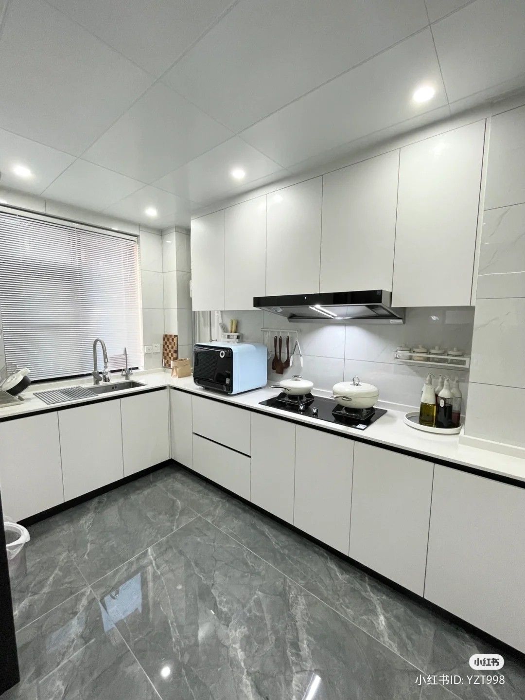 Kiểu tủ bếp chữ L hiện đại