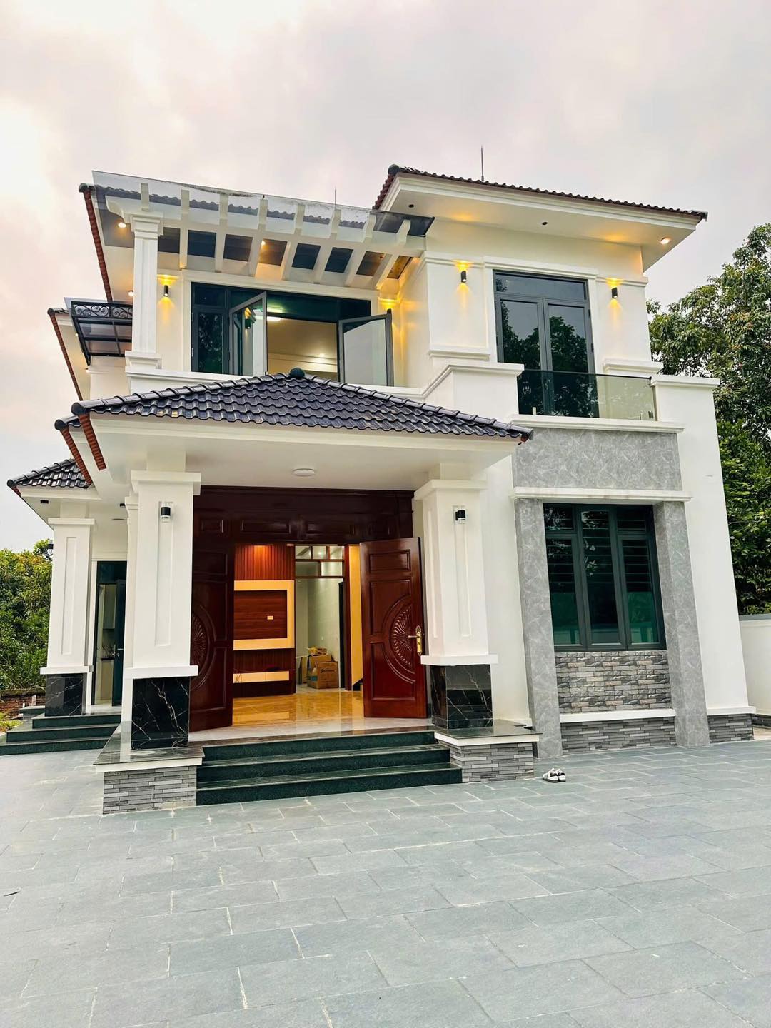 Biệt thự 2 tầng 