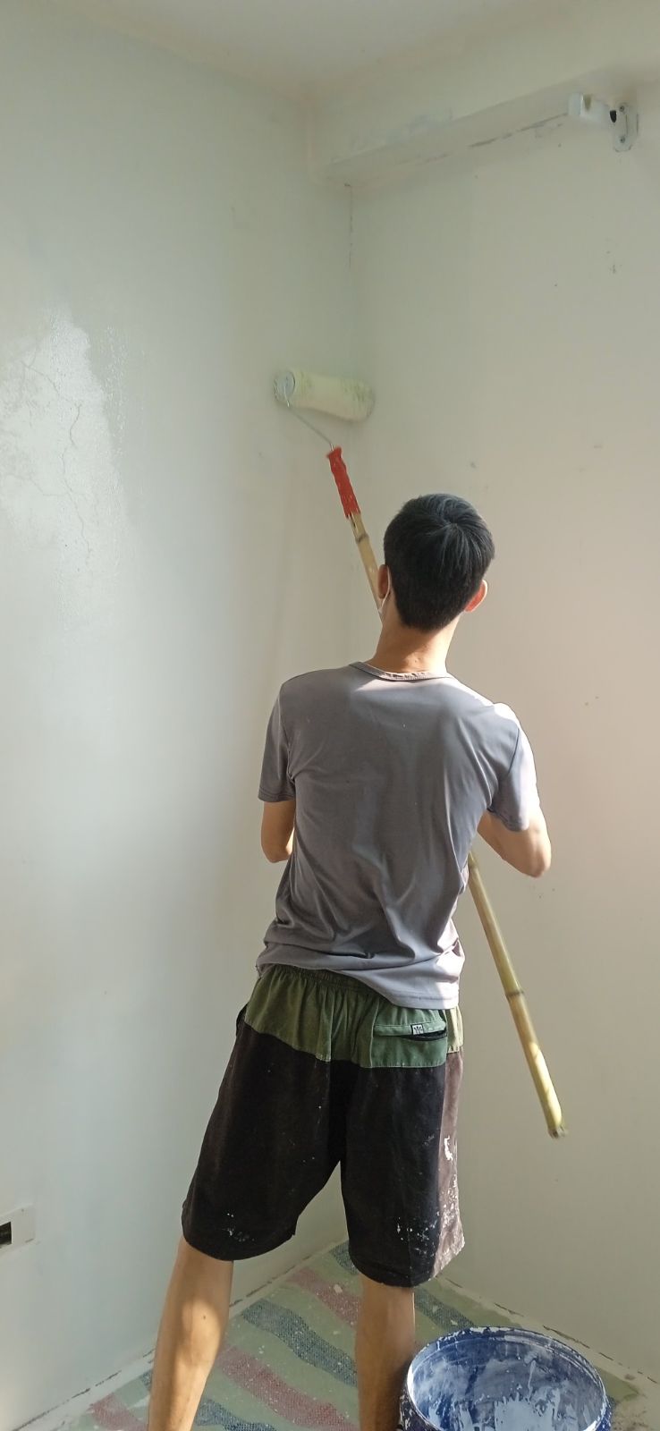 Thi công sơn nhà 