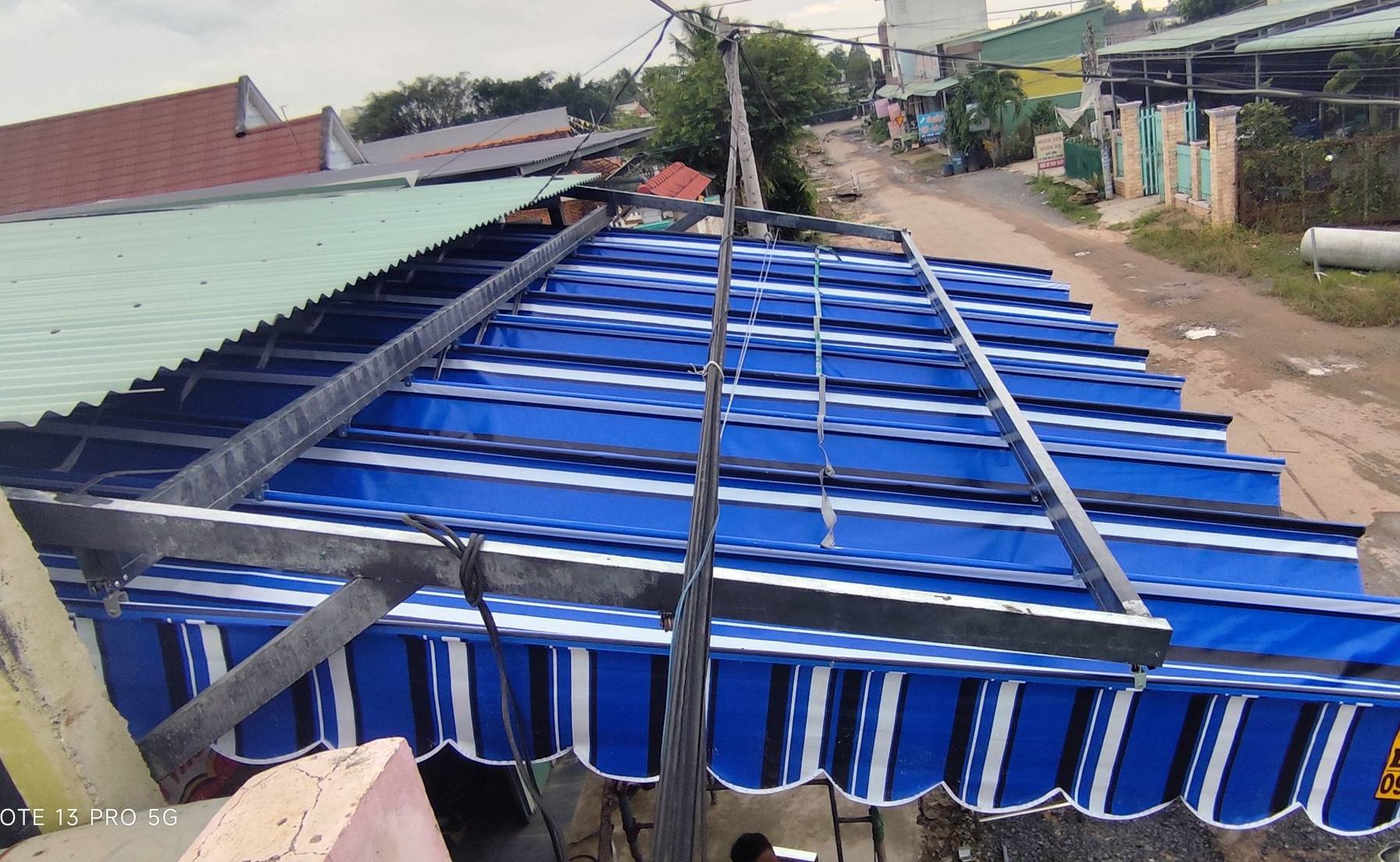 Mái xếp lượn sóng 