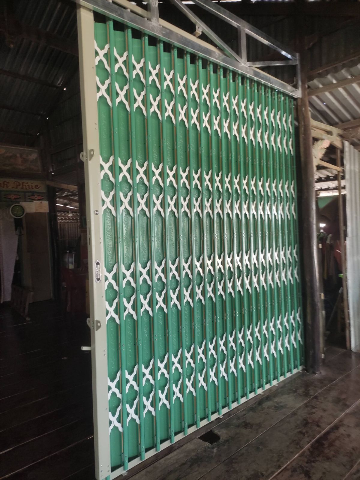 Cửa kéo sắt