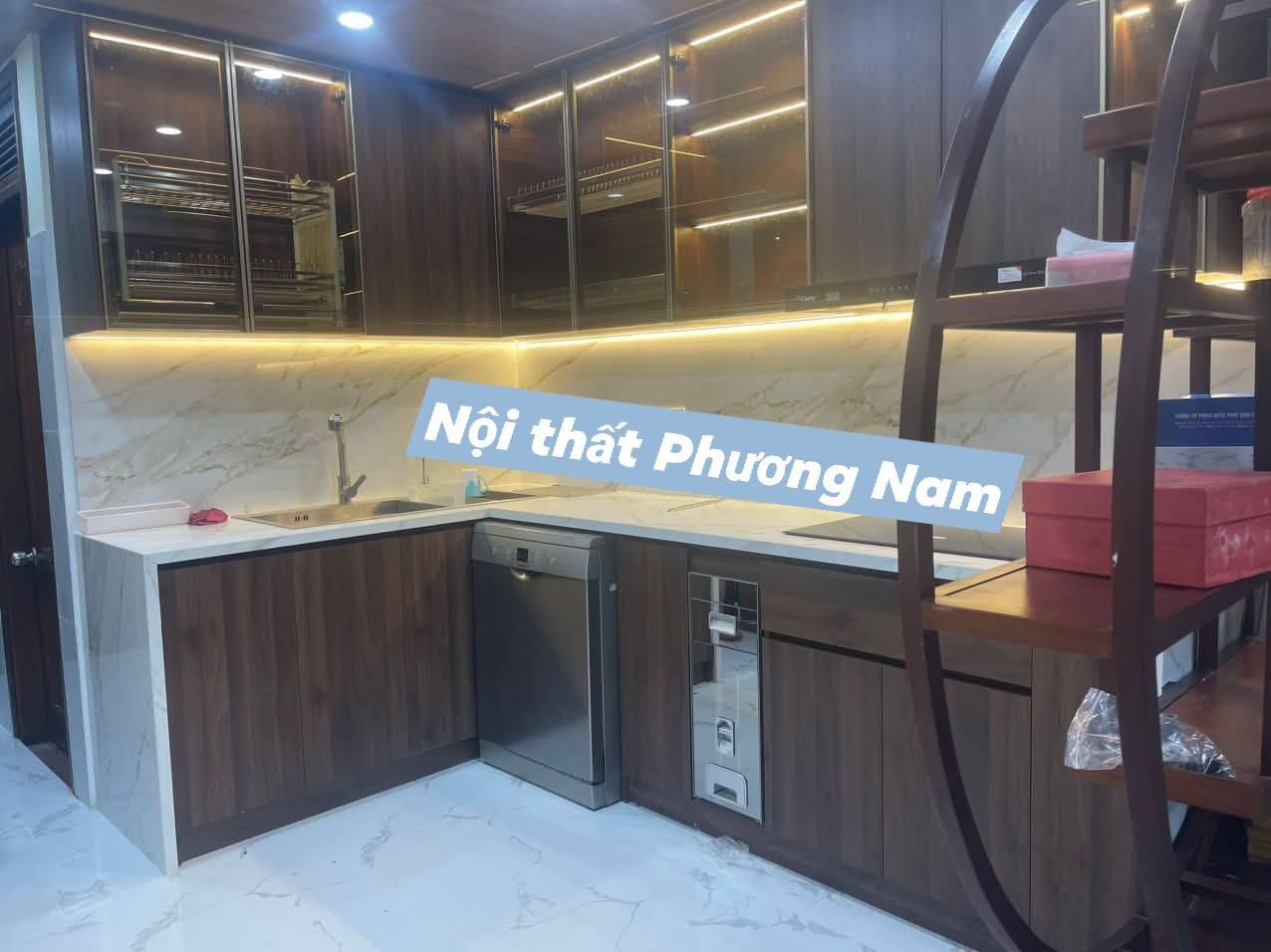 Thi công tủ bếp chữ L 