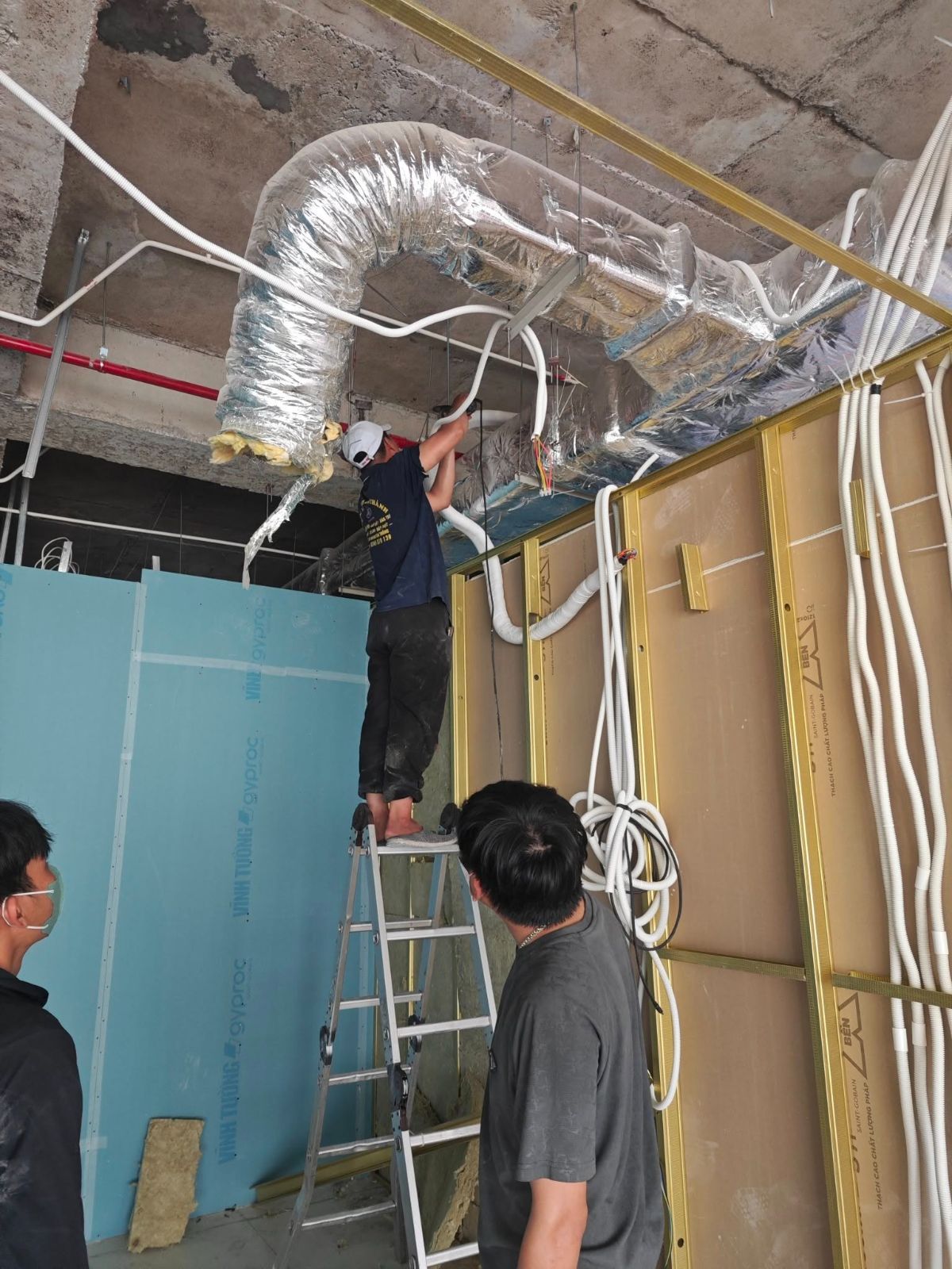 Thi công hệ thống ống gió