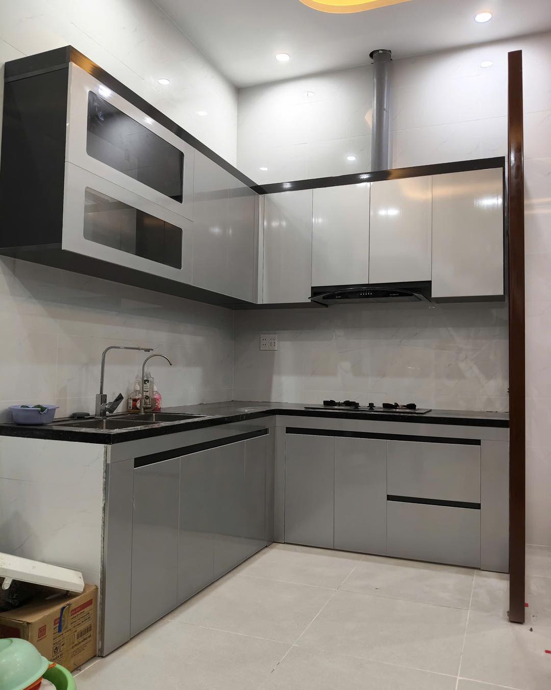 Tủ bếp chữ L  