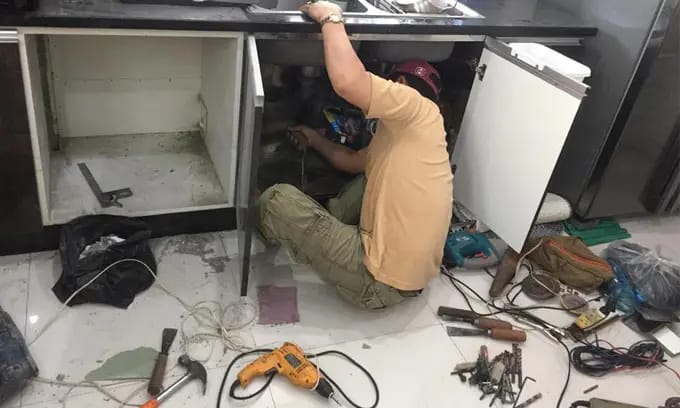 Sửa chữa tủ bếp 