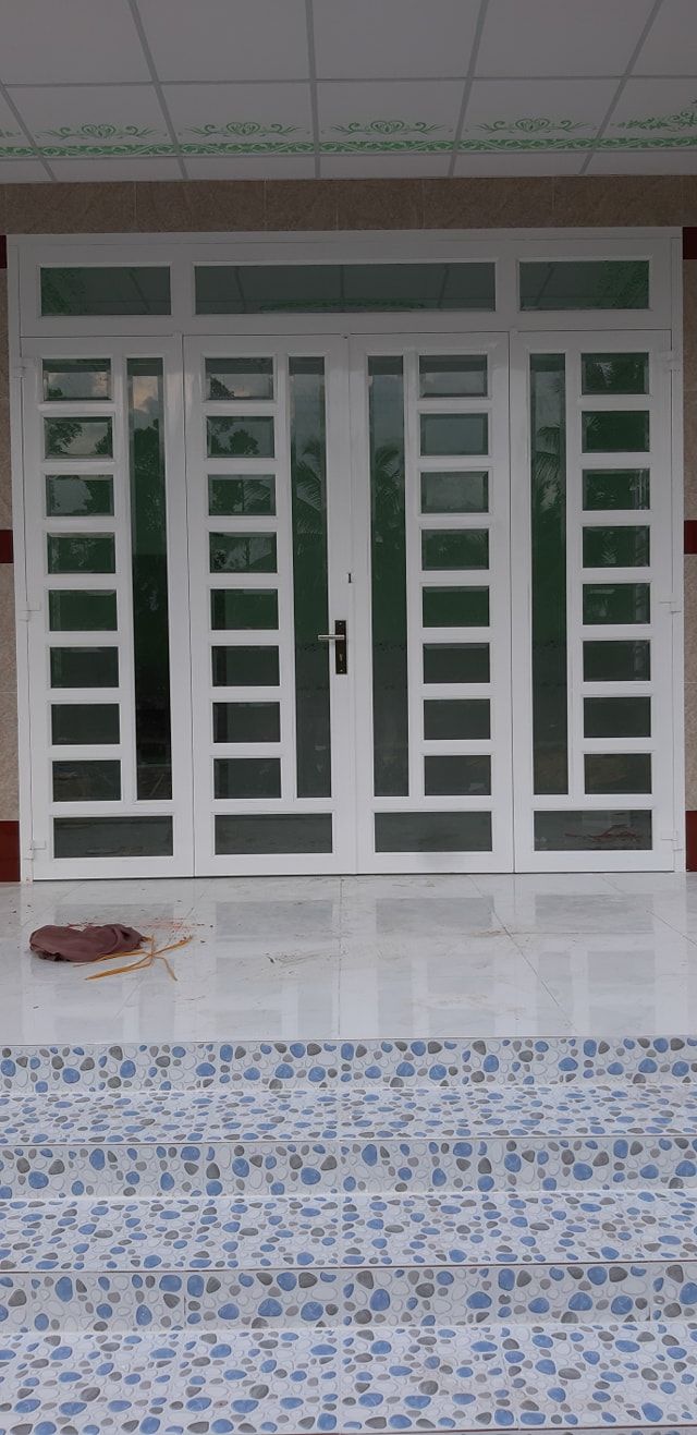 Cửa nhôm kính 4 cánh 