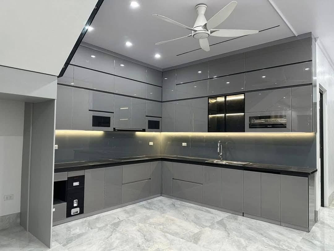 Tủ bếp chữ L hiện đại 